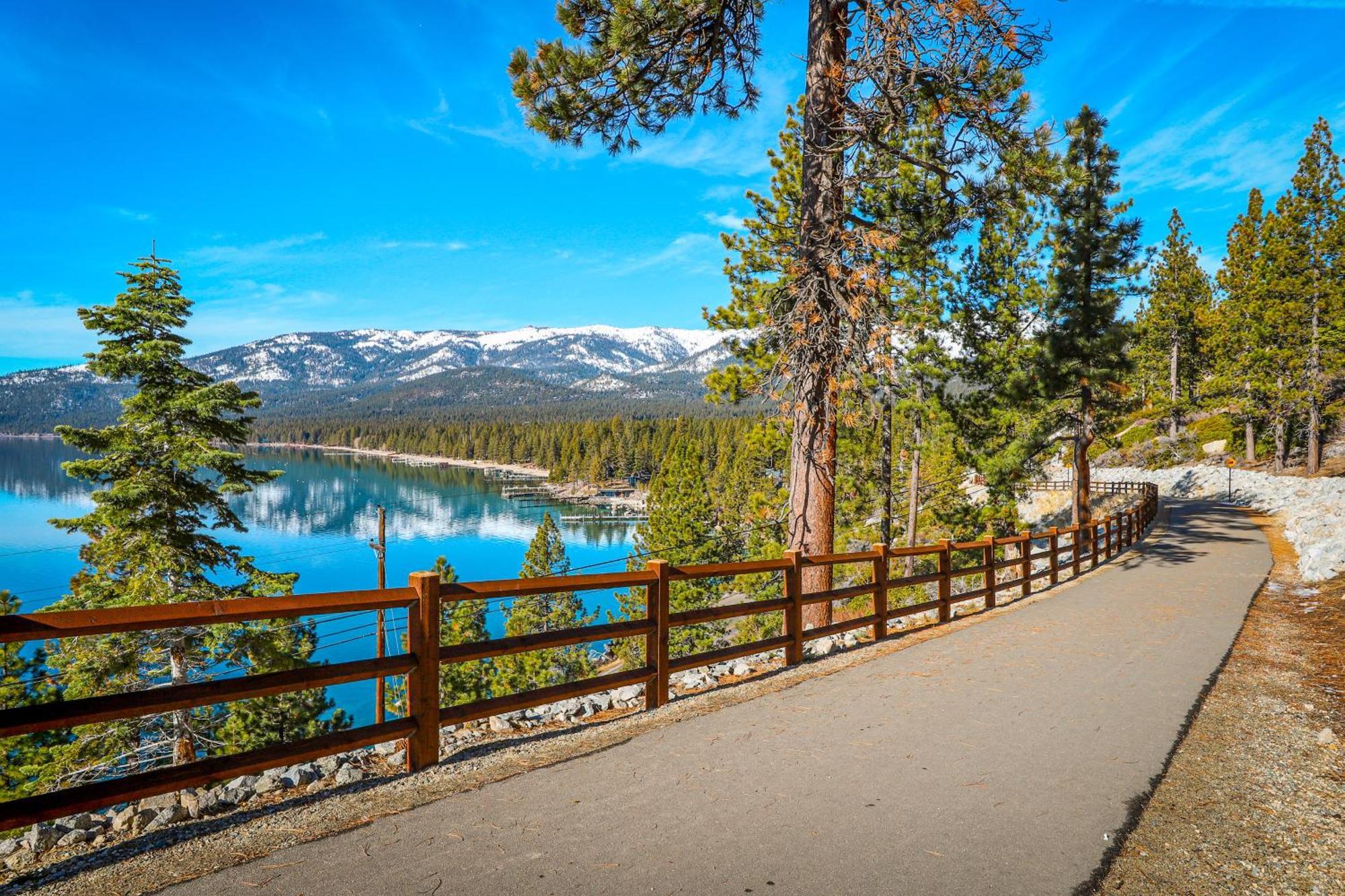Tahome & Tahoe Place Инклайн-Виллидж Номер фото
